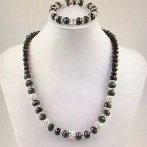 ❣️(FINAL PRICE) Beautiful Black&Silver choker & Bracelet